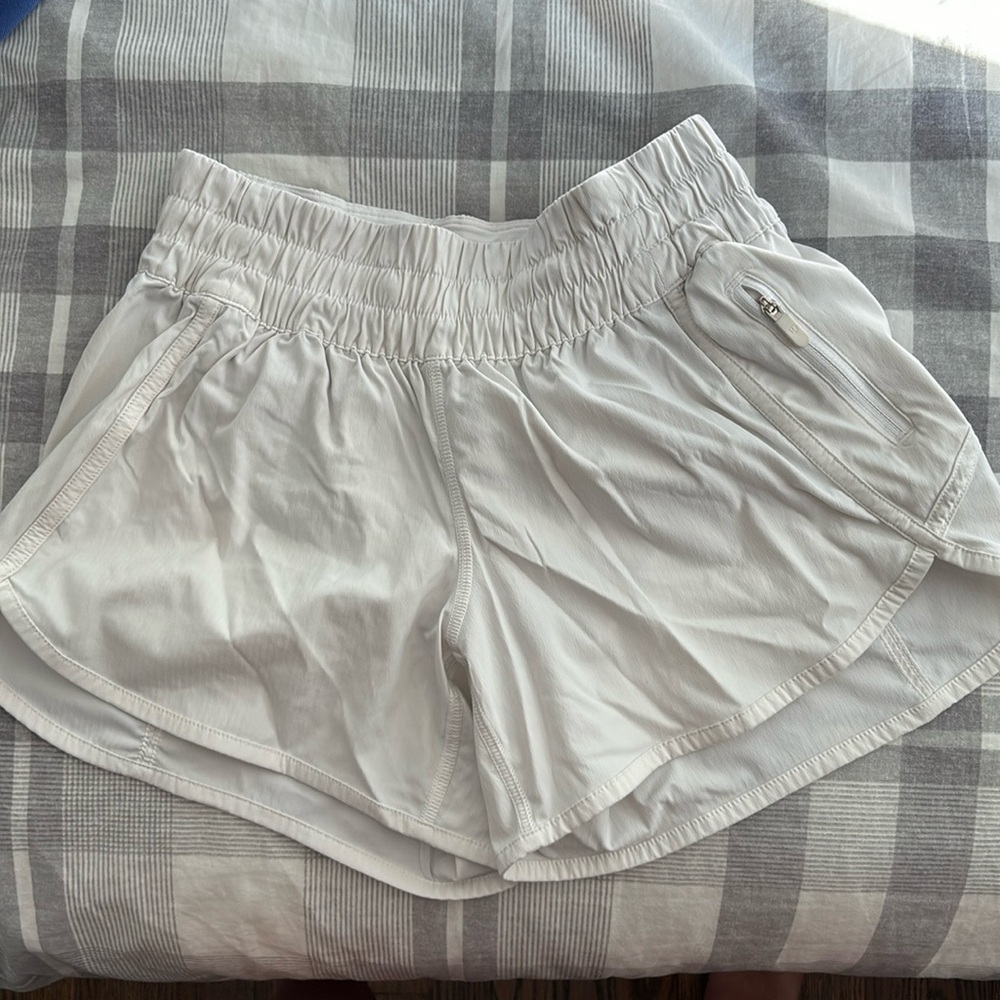 White lululemon shorts 2.5inch